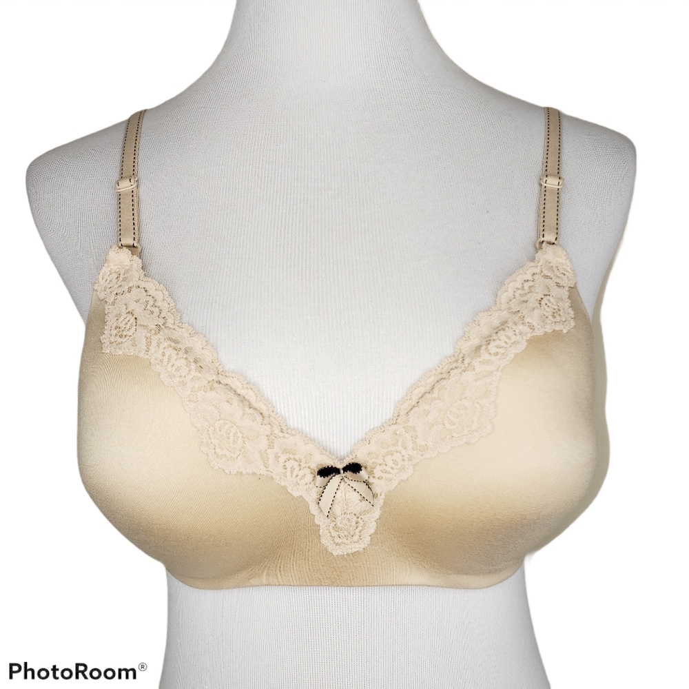 Maidenform Wireless Push Up Bra 34C Beige